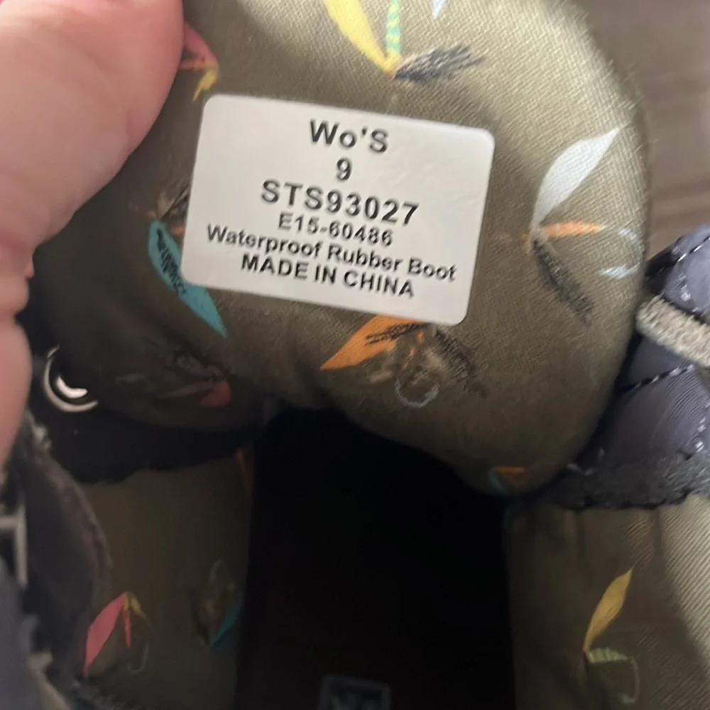 Women’s Sperry Boots - Picture 5 of 6